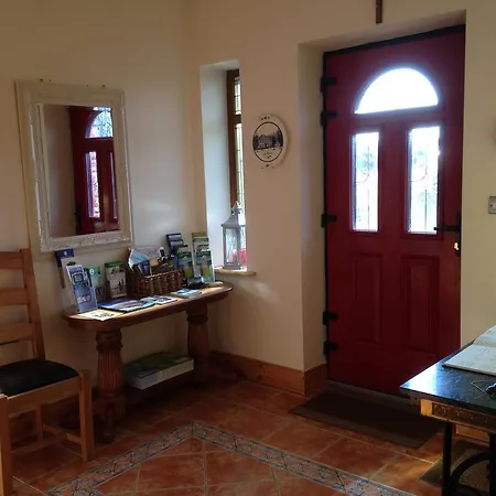 Creevagh Heights Bed & Breakfast 4*